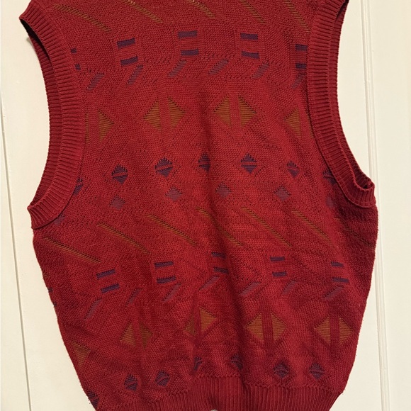 Easton Red Knit Vest - Picture 3 of 3